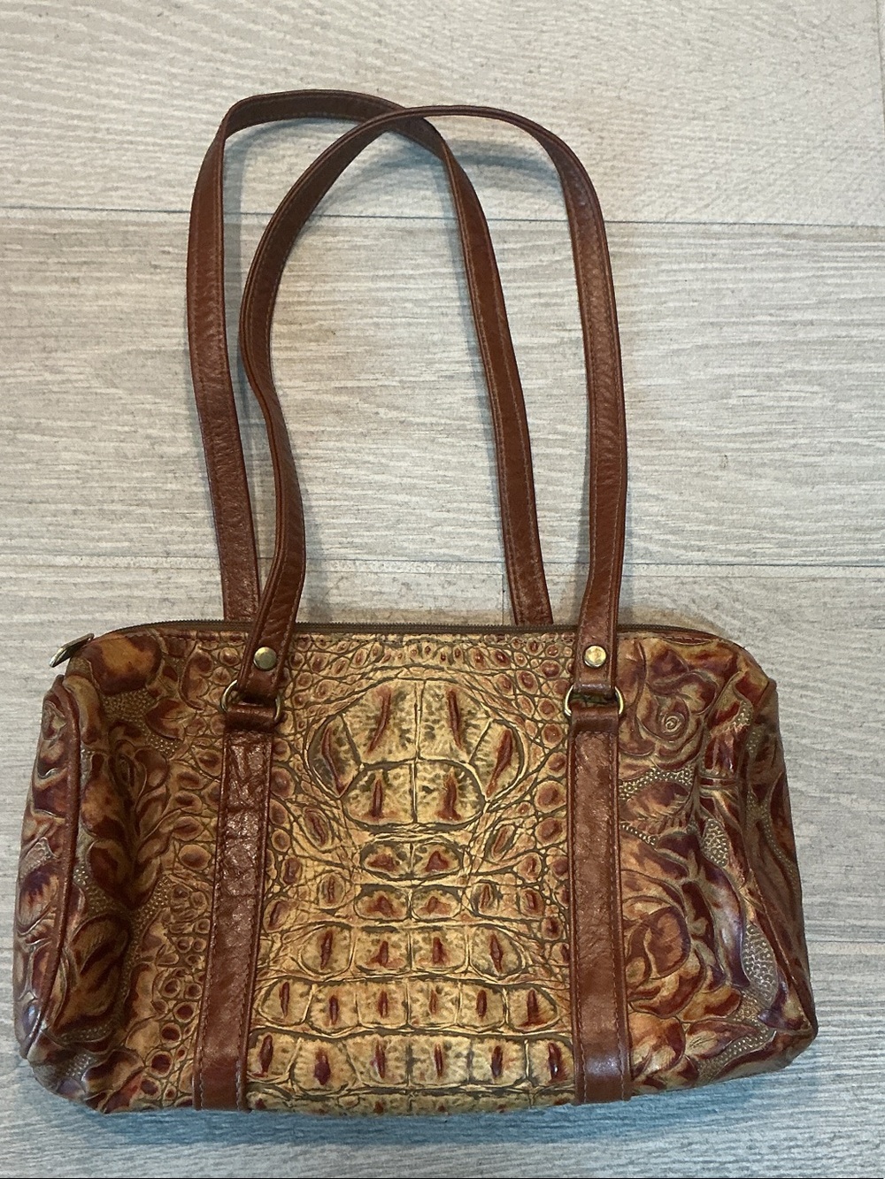 Women’s Vintage Unbranded Brown Embossed Leather Shoulder Bag